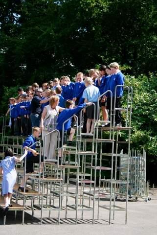 Whole_School_Photo (6)